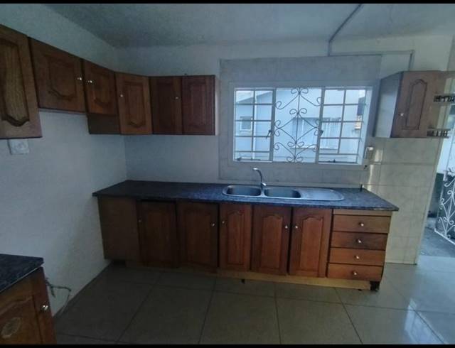 3 BEDROOM PROPERTY TO RENT IN GROVE END